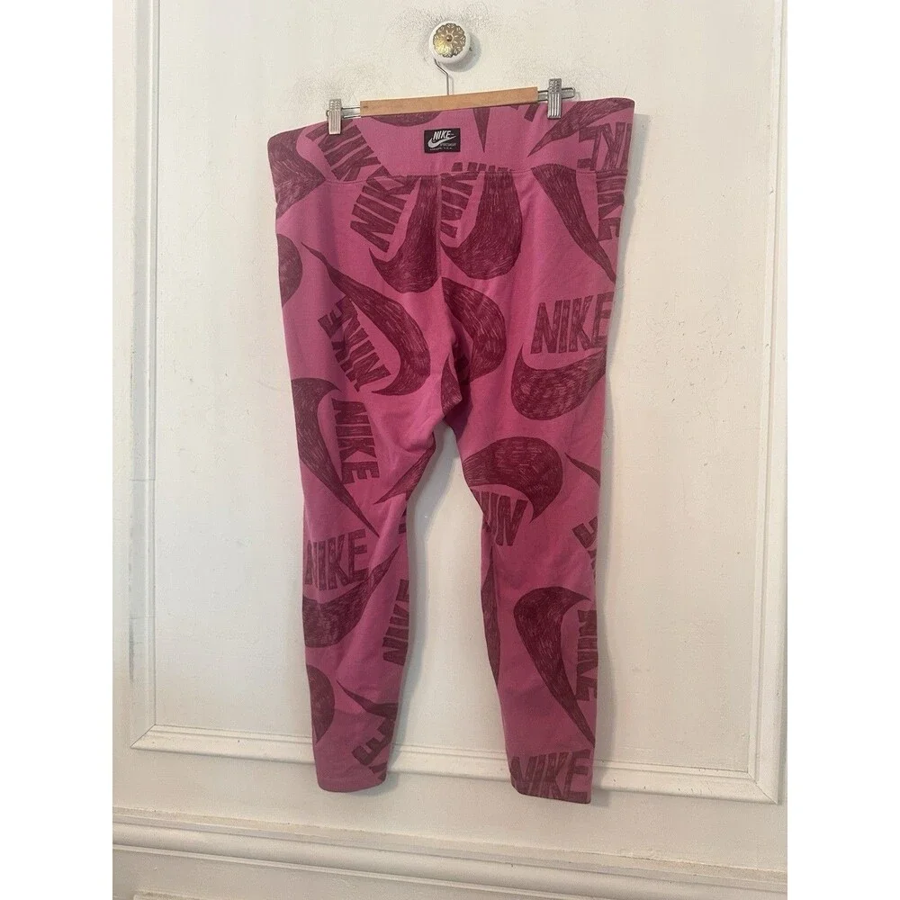 Nike Logo All Over Print Clash Legging Athletic Cosmic Pink Women’s Size 2XL